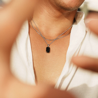 AV | The Midnight Pendant Silver